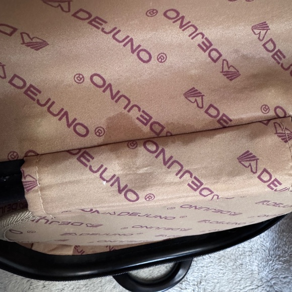 Dejuno 2 pc. Cosmetics Cases~Great Condition 💗🖤 - Picture 8 of 16